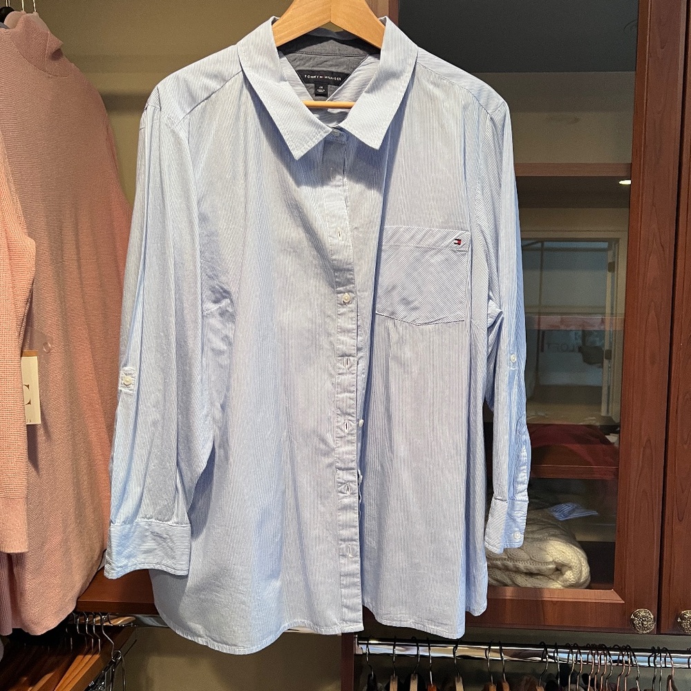 Tommy Hilfiger Button Down Shirt with Adjustable Sleeves 2X